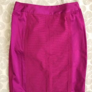 WHBM Fuchsia Purple Ribbed Pencil skirt